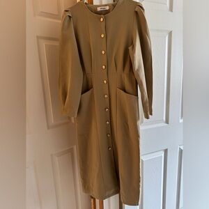 Elegant Button-Down Dress in Tan